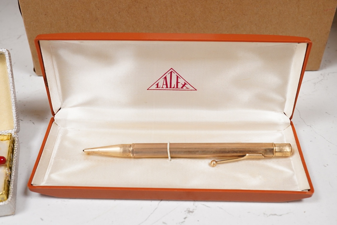 A quantity of boxed fountain pens and ballpens